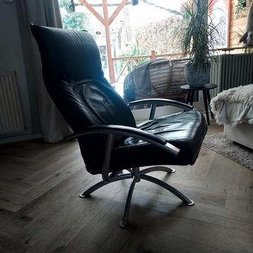 GRATIS stoel verstelbaar.