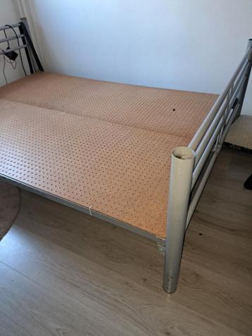 Bed Frame. 140 x 200