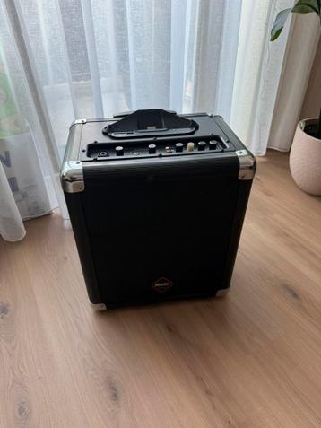 Alecto speaker met wielen