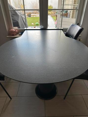 eettafel 5 personen en met extra blad voor 2 extra personen