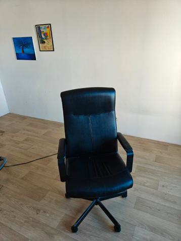 Ikea Bureaustoel - Comfortabel en Stijlvol
