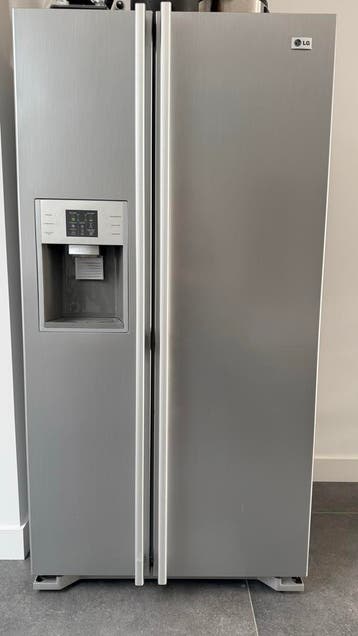 Ruime LG Side-by-Side Koelkast met Waterdispenser