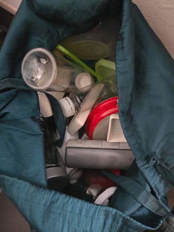 Zak met diverse spullen - Gratis af te halen