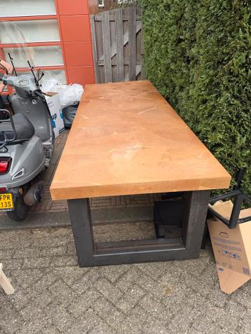 Houten tafel met stalen frame - 100x280cm VANDAAG