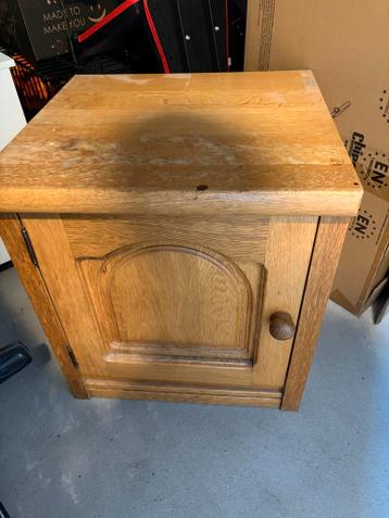 Houten Opbergkastje met Deur