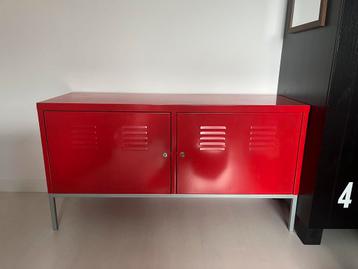 Leuk handig rood metalen kastje