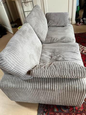 Gratis Comfortabele bank met afneembare hoezen