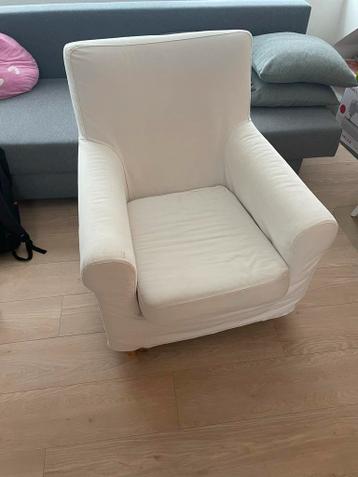 Witte fauteuil met stoffen bekleding IKEA
