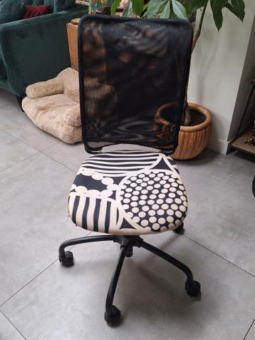 Gratis bureaustoel (kind)