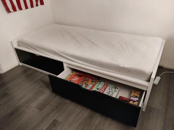 1 pers. Ikea bed met 2 lades