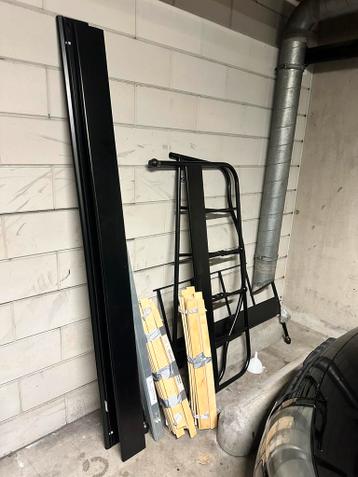 IKEA BEDFRAME + LATTEN 140x200