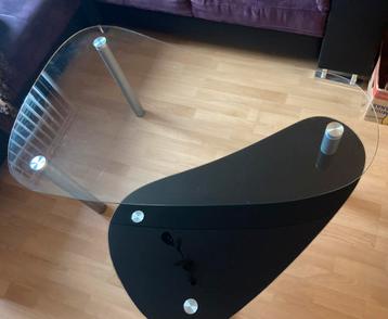 Gratis. Graag zsm ophalen: Glazen salontafel