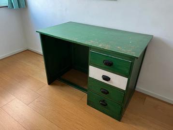 Klein houten bureautje - gratis af te halen Eindhoven