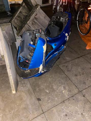 Piaggio SKR LX frame zonder 123