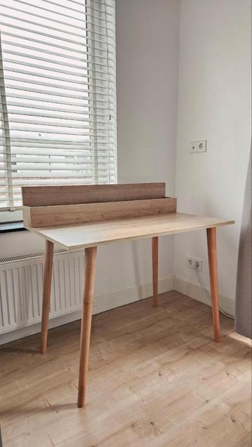 Bureau in Scandinavische stijl