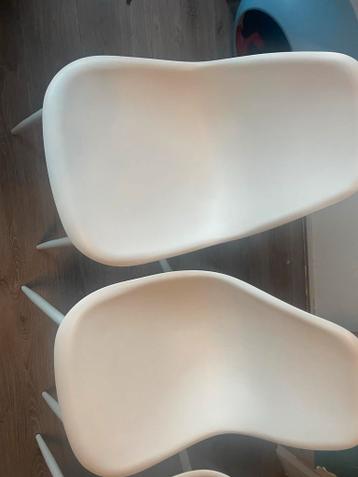 Gratis op te halen Witte Stoelen Set - Modern Design
