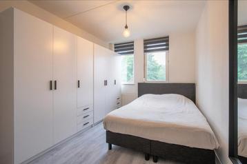 Boxspring 140 cm - zonder hoofdbord.