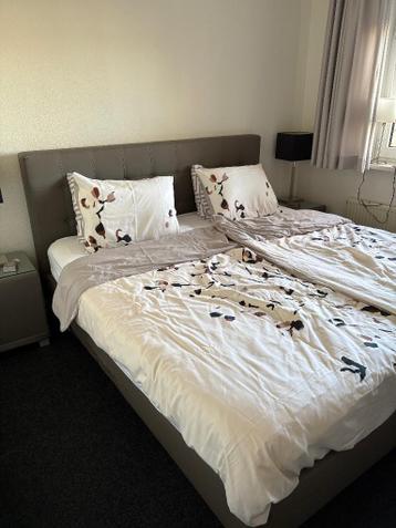 Elektrische verstelbare auping boxspring / gratis