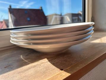 Witte pastaborden - 4 stuks