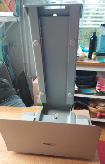 Gratis Newstar Computer Products Monitor Beugel