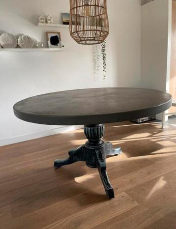 Ronde eettafel, GRATIS ophalen!