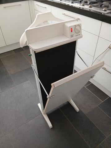 Witte Corby broekenpers - electrisch