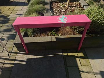 Bijzettafel slaapkamer