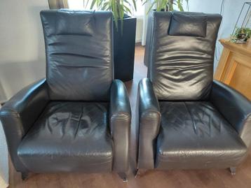 2 lederen fauteuils