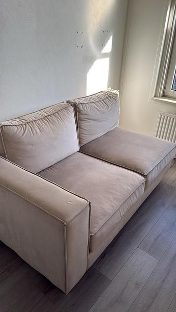 Comfortabele tweezitsbank gratis af te halen (z.s.m.)