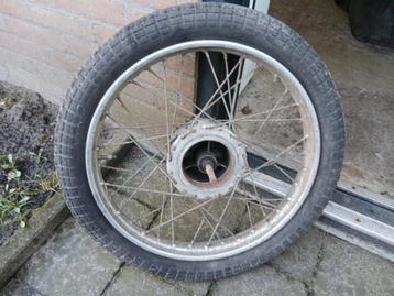 Gratis brommer wiel met band - Gebruikt