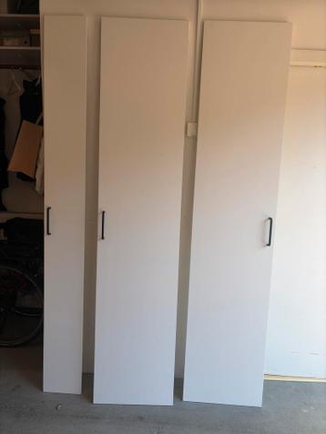 Gratis 3 IKEA Pax kastdeuren (2x 50x229, 1x 25x229)