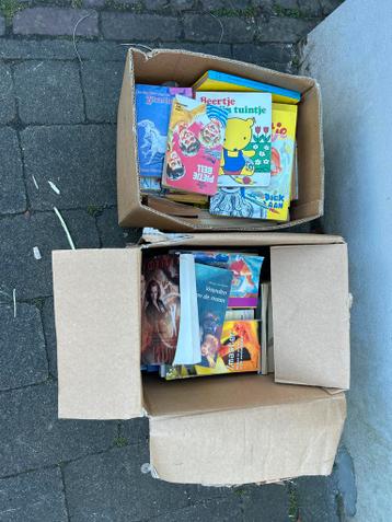 2 Dozen Boeken Gratis Af te Halen - Diverse Genres