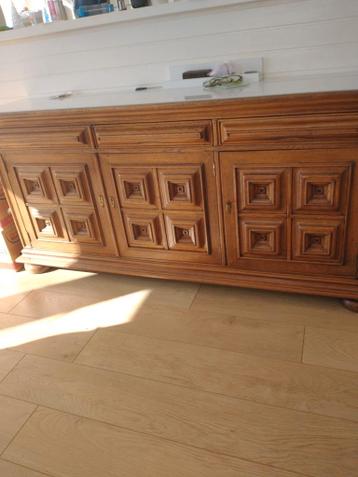 Dressoir massief eiken gratis af te halen in Twello