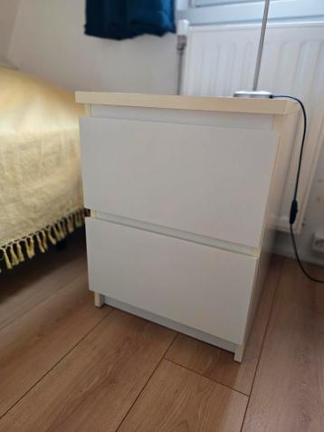 Twee Ikea nachtkastje met 2 lades - Wit Gratis op te halen