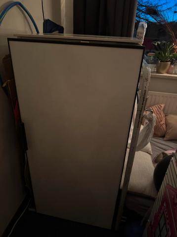 Gratis koelkast met vriesvak - 120x60cm