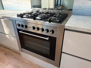 Solitaire gasfornuis met oven