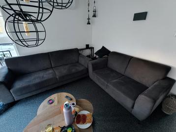 Gratis af te halen!!! Comfortabele 2-zits banken - Set van 2