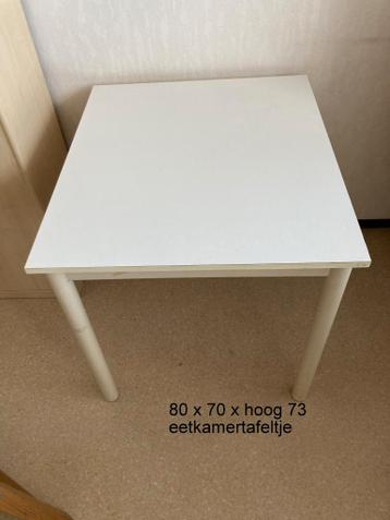 GRATIS wit keukentafeltje 80 x 70 x 73 hoog bijzettafeltje