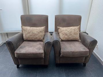 GRATIS Twee fauteuils (mogen ook apart weg)