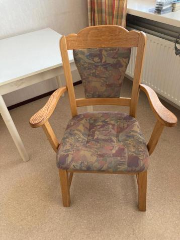 LAATSTE KANS eetkamerstoel met armleuningen licht eiken