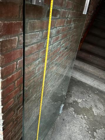 Gratis. Prachtig solide glazen tafelblad 160 x 90.