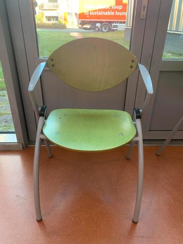 7x Groene schoolstoelen - Gratis af te halen in Elst