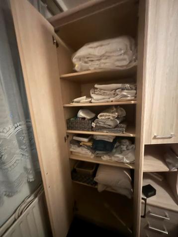 Wandmeubel met geïntegreerd bed en opbergruimte (mariahoeve