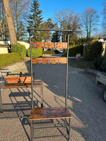 Meubels uit groepswoning | Gratis af te halen