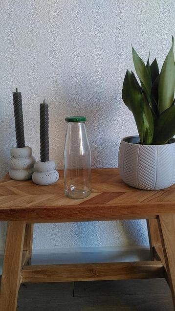 4 Lege flessen met deksel, voor tomatensaus of decoratie