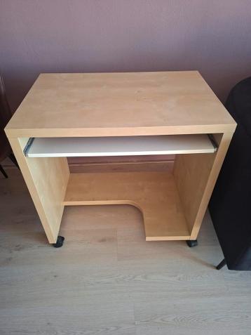 Bureautje Ikea