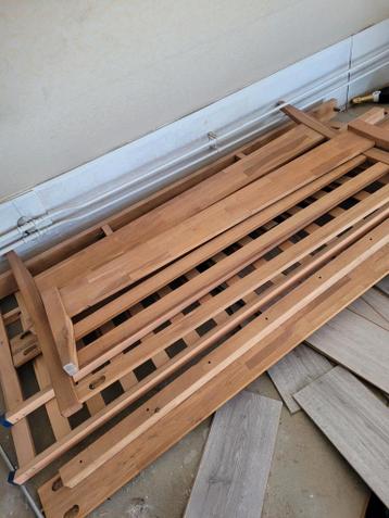 Houten bed 1.40x2.00m