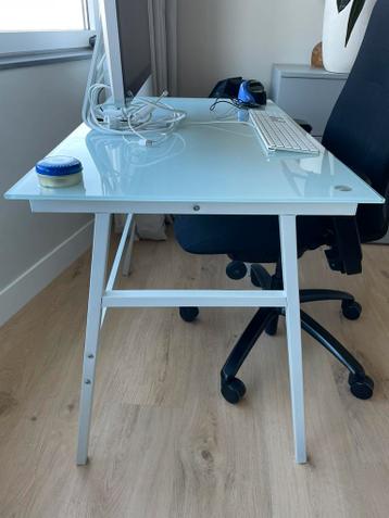 Bureau matglas met stalen onderstel