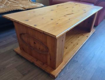 Gratis massief grenenhout salontafel - halen in Utrecht