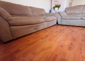 Gratis gebruikte beige lounge banken, bankstel